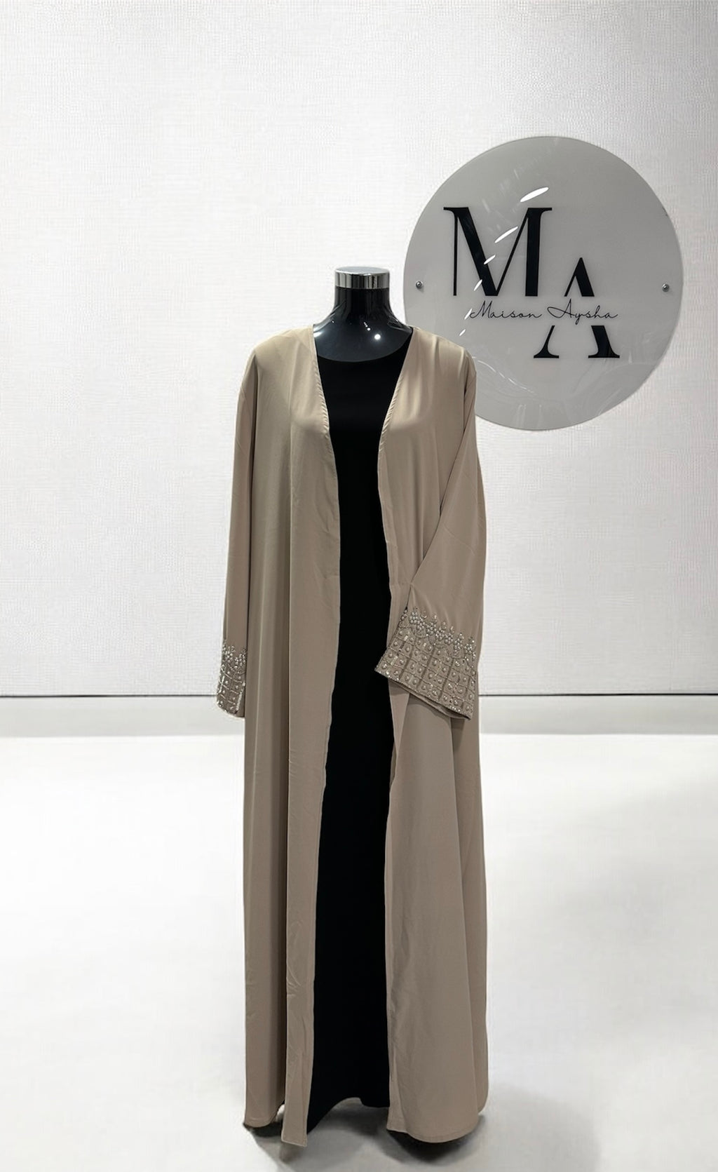 Kimono brodé de perles