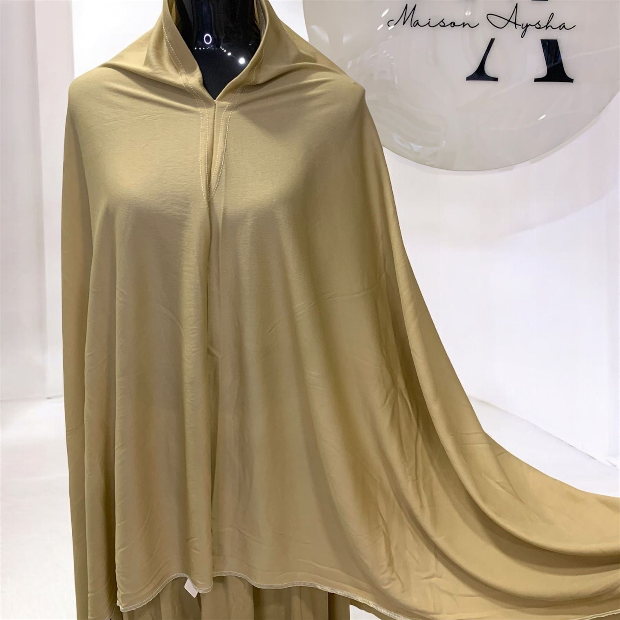 Tenue de prière - Jupe + Cape