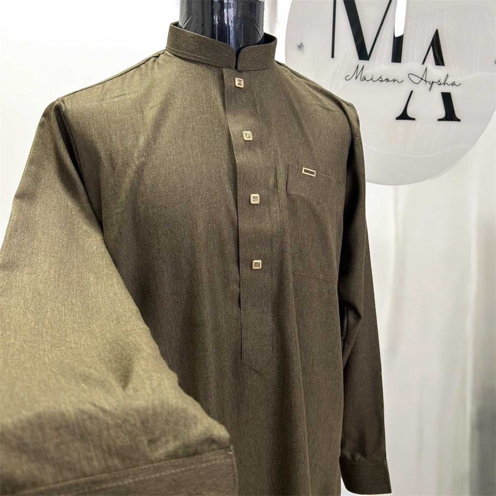 Qamis saoudien premium détail argenté - Marron