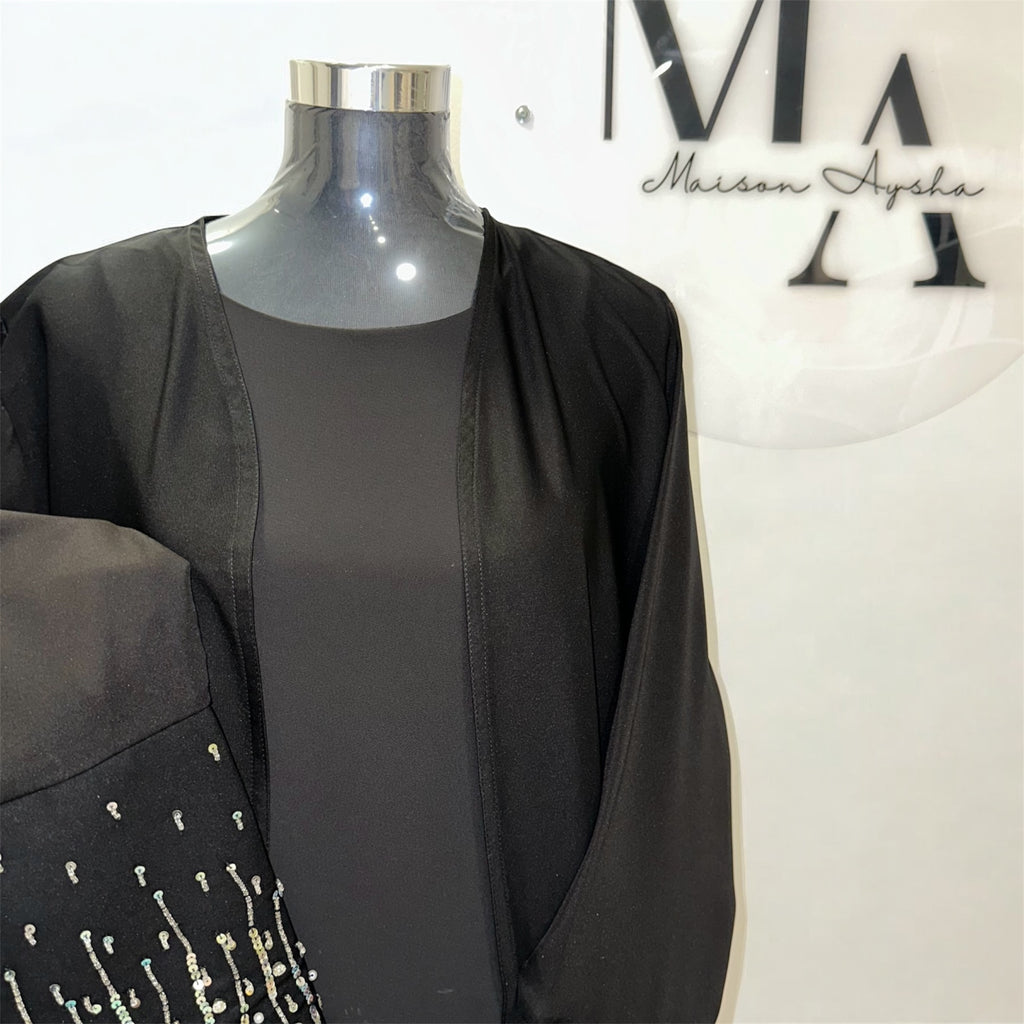 Kimono brodé de perles