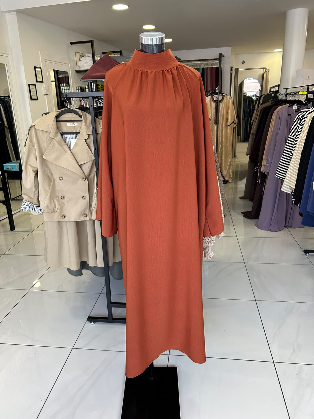 Robe avec col