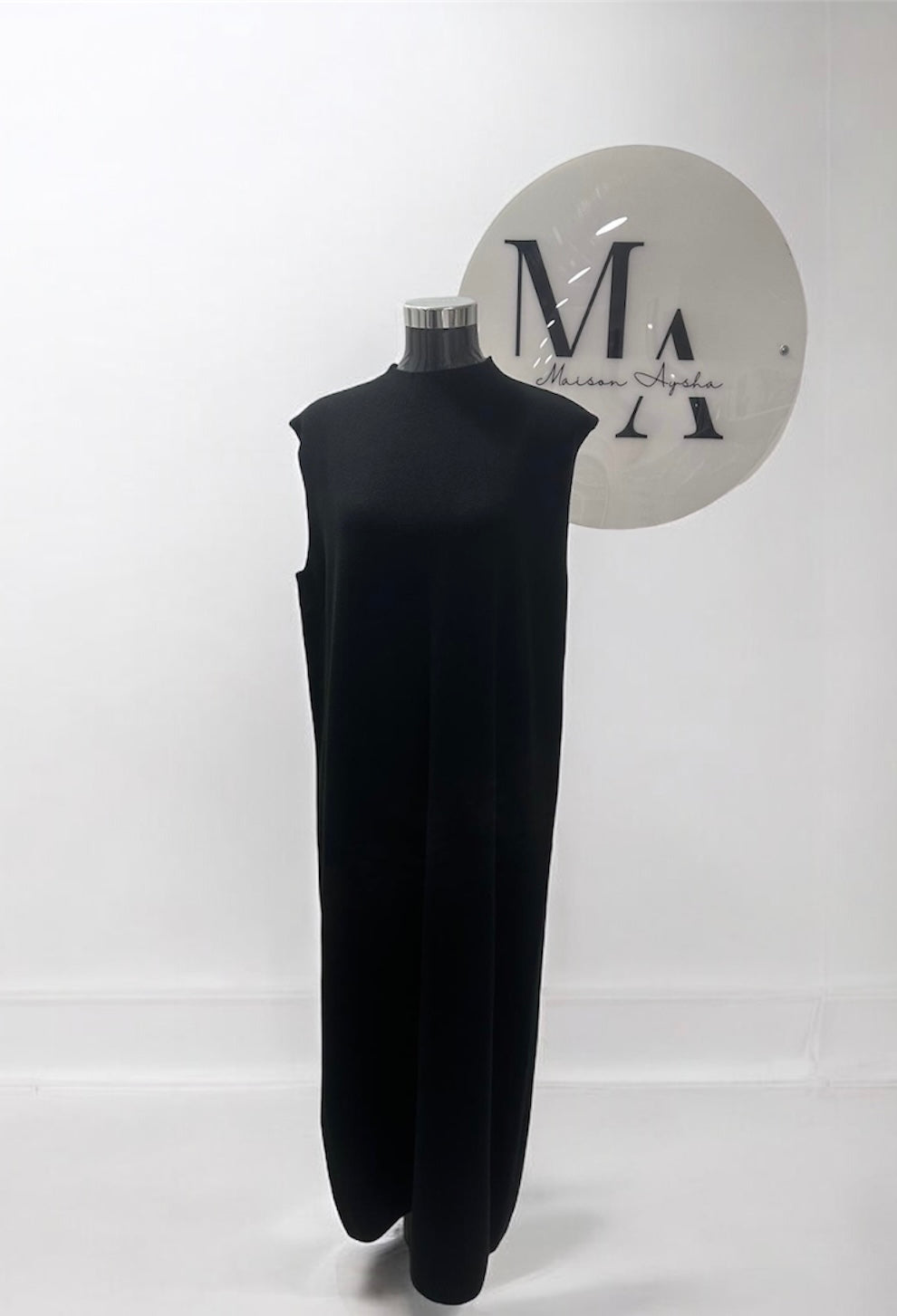 Robe sans Manches & Gilet Long